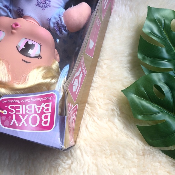 Boxy Babies - Eevie - Picture 3 of 3